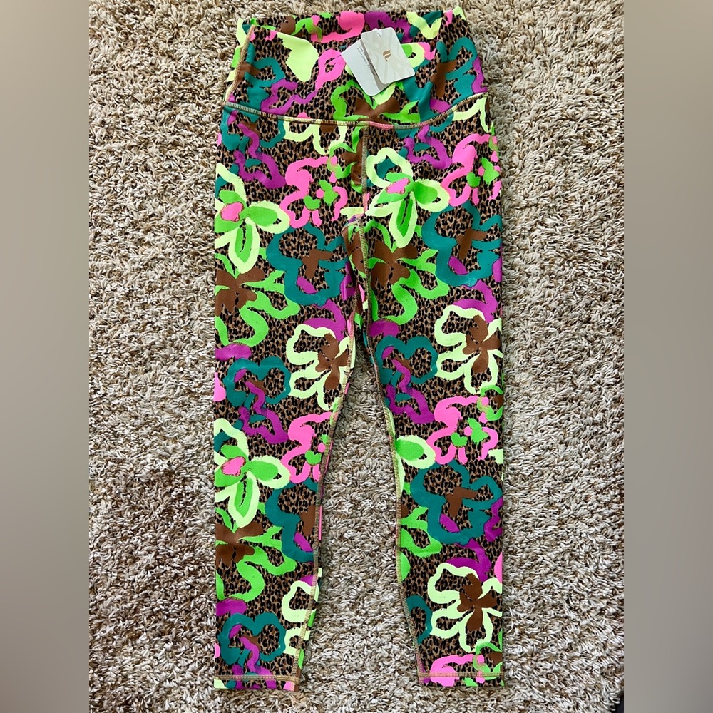 Fabletics Define Powerhold high-waisted 7/8 Legging in Tropical Oasis - NWT - SM - Picture 2 of 11